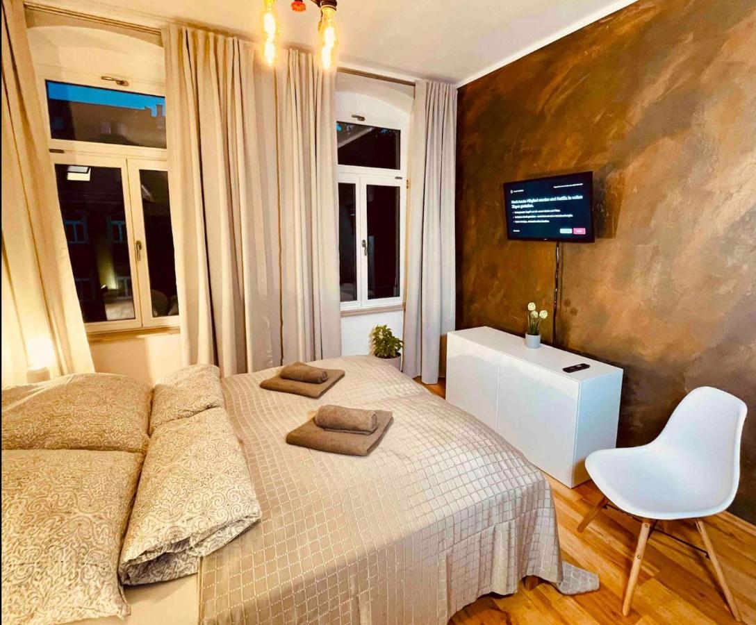 Edle - Industrial Style Apartment Dresden